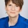Headshot of Dr Liane Davey